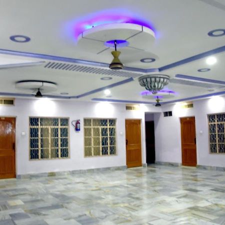 Hotel Roshan Varanasi Exteriör bild